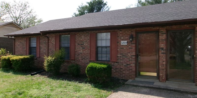 Bowling Green Apartment: 3209 Timbermill Ave