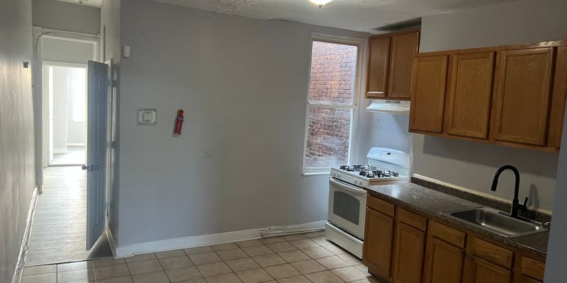Baltimore Apartment: 257X McCulloh St