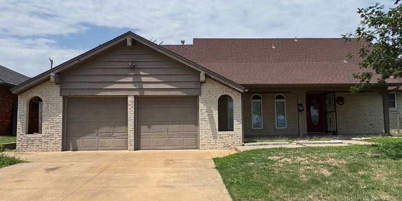 Oklahoma City House: 5705 W Wilshire Blvd