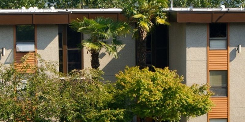 Renton Apartment: 390 Taylor Avenue Northwest