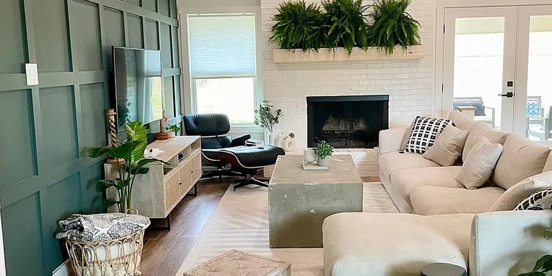 Austin House: 7012 Creighton Ln