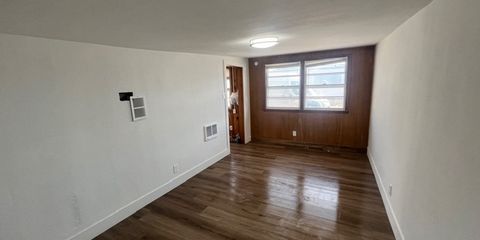 Bedroom 1.JPEG