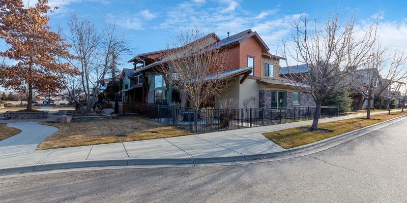 Eagle House: 1432 E Lone Shore Dr