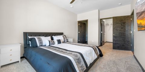 20-157 2871 Spring Rose Cir.jpg