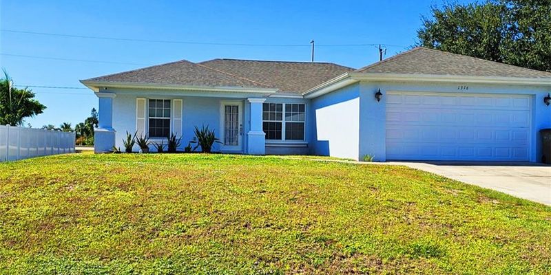 Cape Coral House: 1316 NE 16th Pl