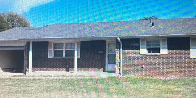 tecumseh House: 517 cottonwood