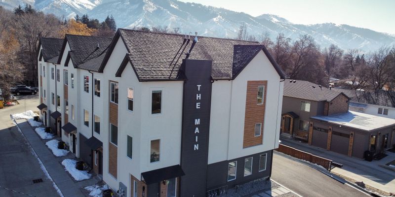 Logan University Apartment: 456 N 600 E