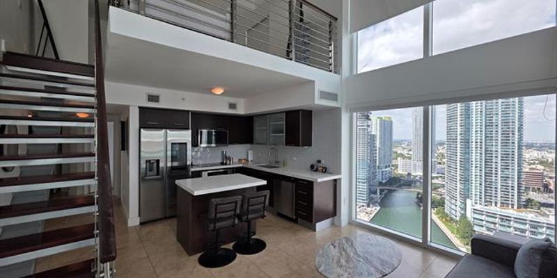 Miami Condo: 41 SE 5th St
