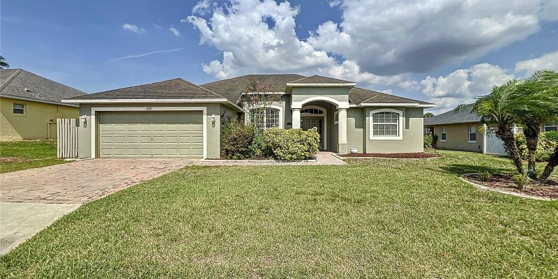 Davenport House: 458 Moscato Dr