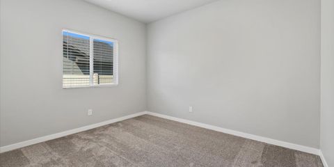 12-Bedroom.jpg