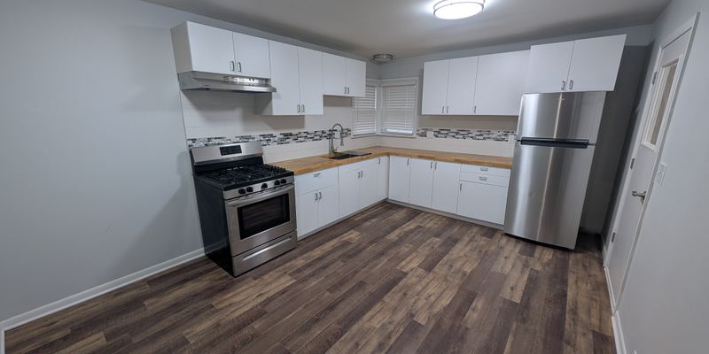 Knoxville Apartment: 1103 E Main St
