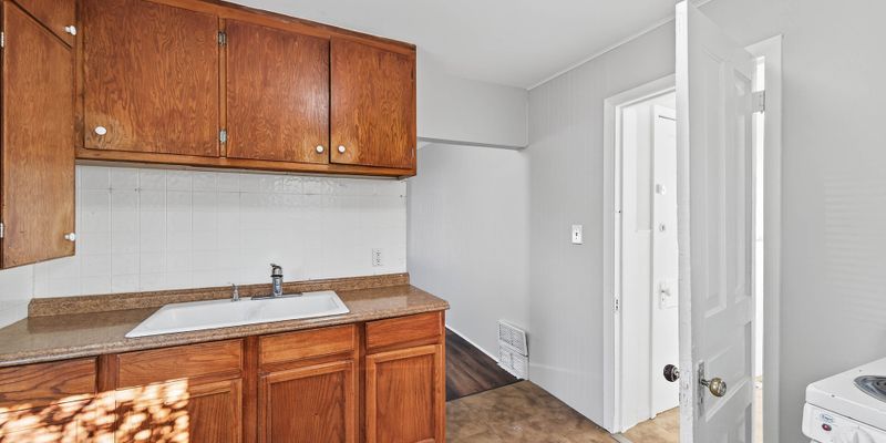 Saint Paul Multiplex: 959 Earl St