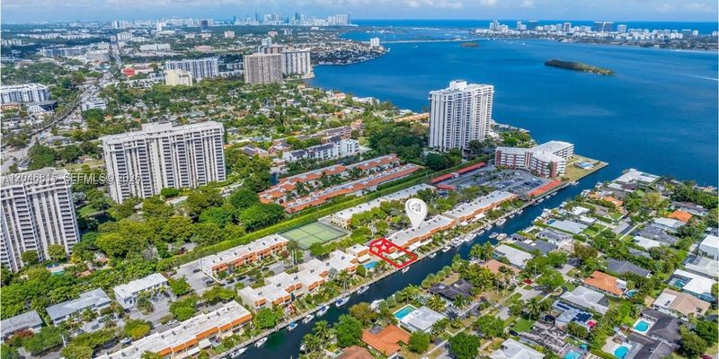 Miami Shores House: 1540 NE 105th St