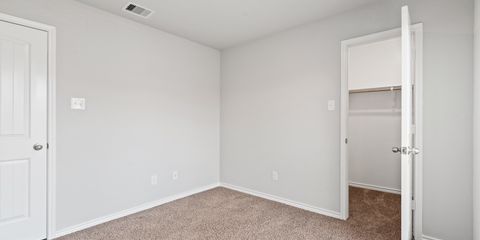 SA907617.jpg