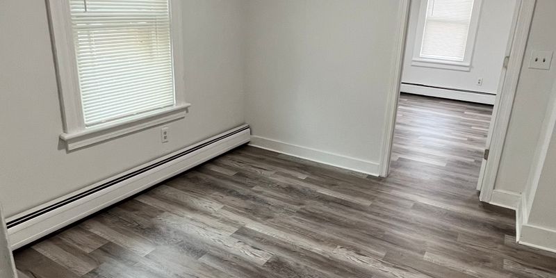 Plymouth Apartment: 161 Main St