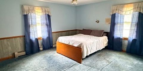 oakwood bedroom 2.jpg