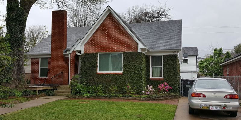 Houston House: 4330 Coyle Street