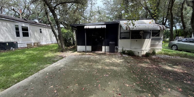 Apopka House: 3000 Clarcona Rd