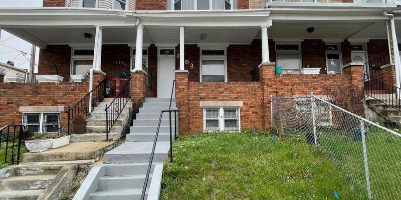 Baltimore House: 2303 Calverton Heights Ave