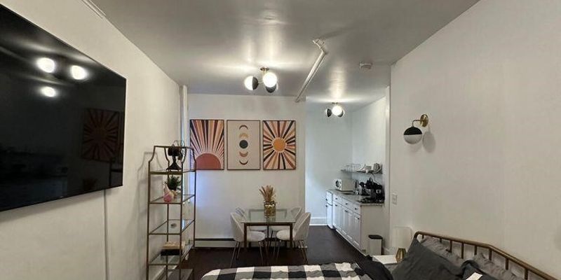 Albany Apartment: 51 Elm St
