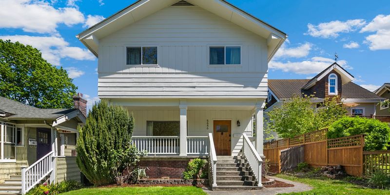 Seattle House: 5646 12th Ave NE
