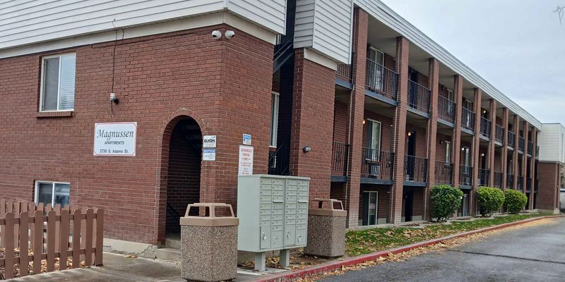 South Salt Lake Apartment: 2736 S Adams St