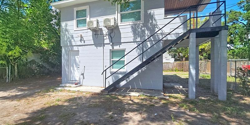 St. Petersburg House: 1035 15th Ave S Unit A