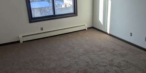 5430 Bedroom (2).jpg