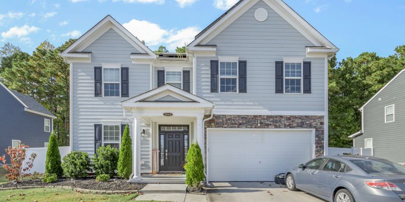 Suffolk House: 4064 Ravine Gap Dr