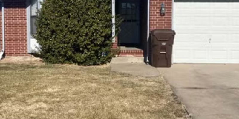 Wichita House: 7704 East 31st Circle North