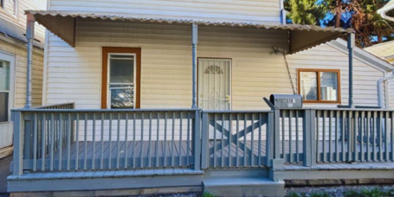 Cleveland House: 3788 E 52nd St