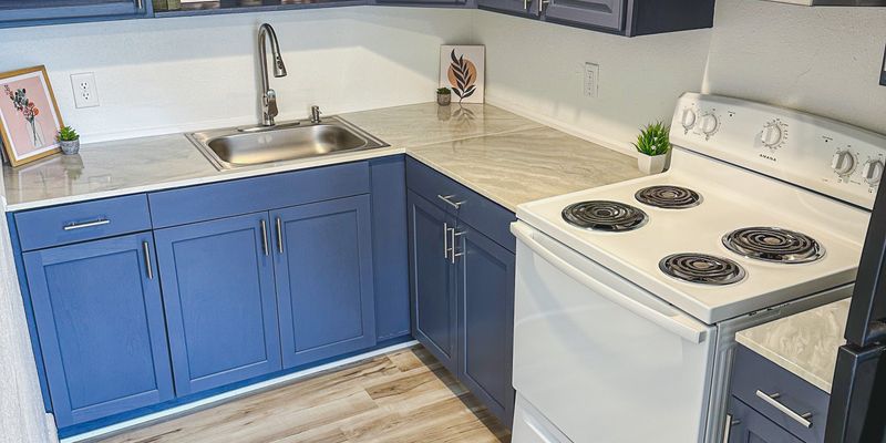 Des Moines Apartment: 2600 Kingman Blvd