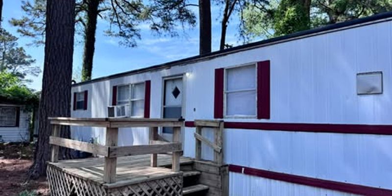 Fremont House: Bentwood Rd