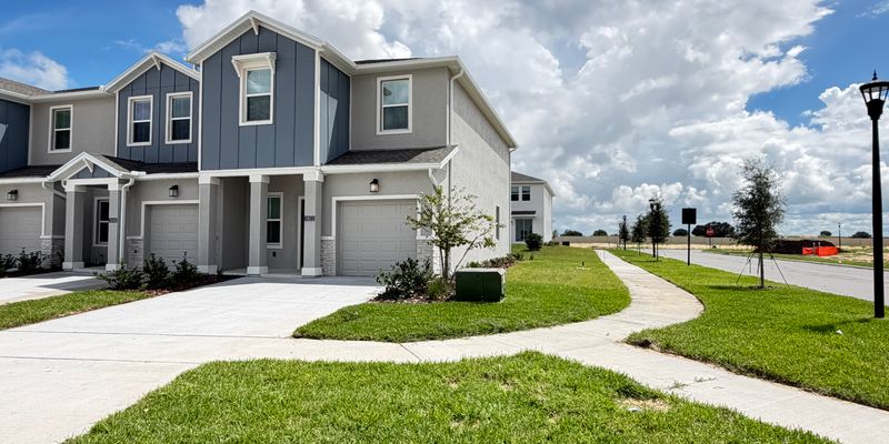 Clermont House: 5852 Energy Way