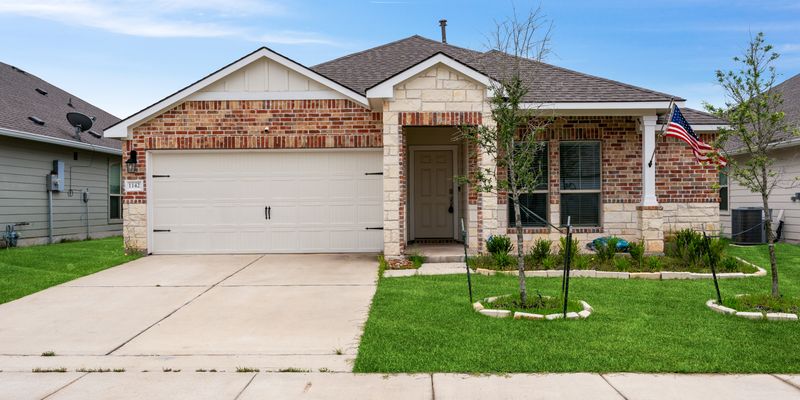 College Station House: 1142 Natchez Dr