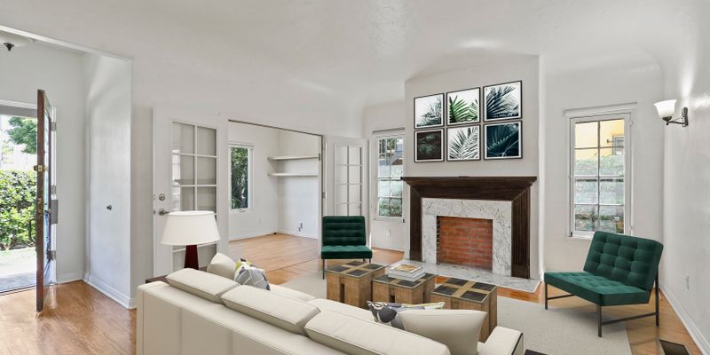 Los Angeles Apartment: 1449 S Canfield Ave