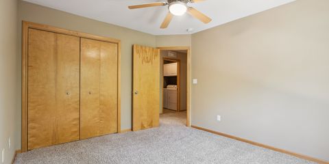 20-158 1894_N_Dubuque_Rd.jpg