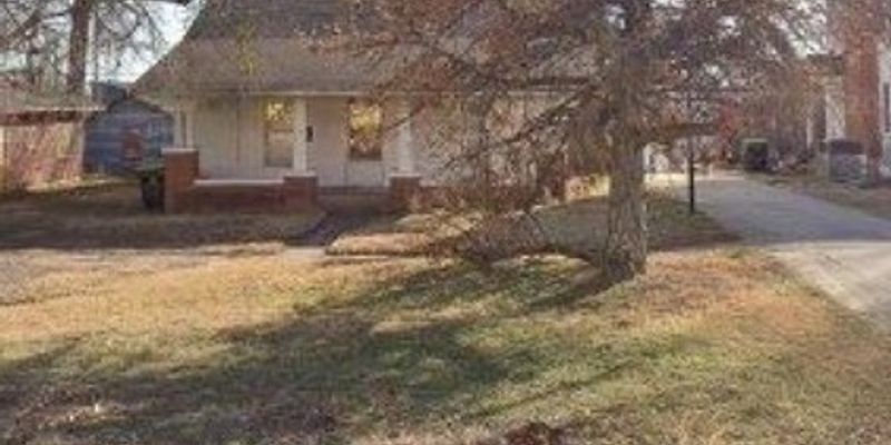 Purcell House: 514 W Main St