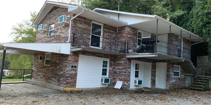 Williamsburg Apartment: 136 South 10th Street