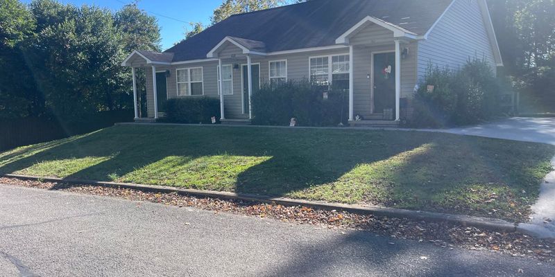 Athens House: 106 Atlantic St