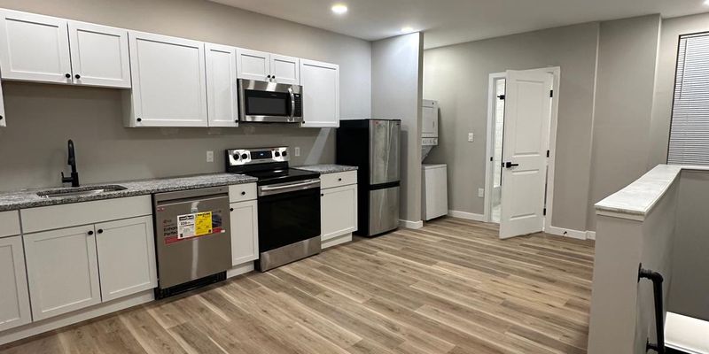Philadelphia Apartment: 4250 Lancaster Ave