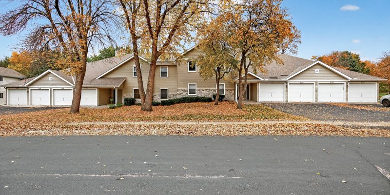 Eden Prairie House: 14388 Fairway Dr