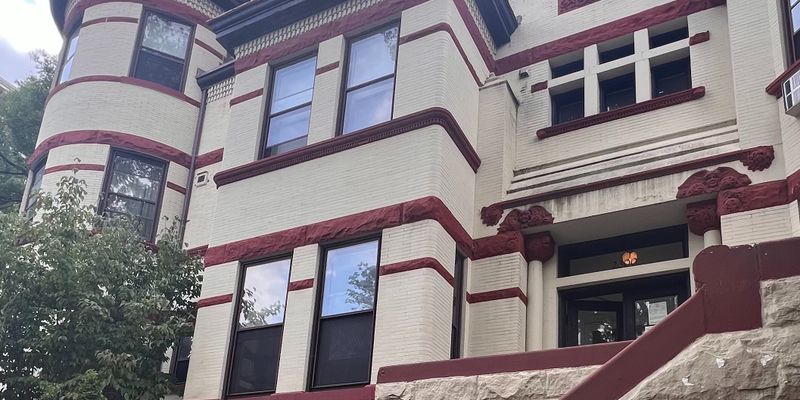 Washington Apartment: 2300 19th Street NW