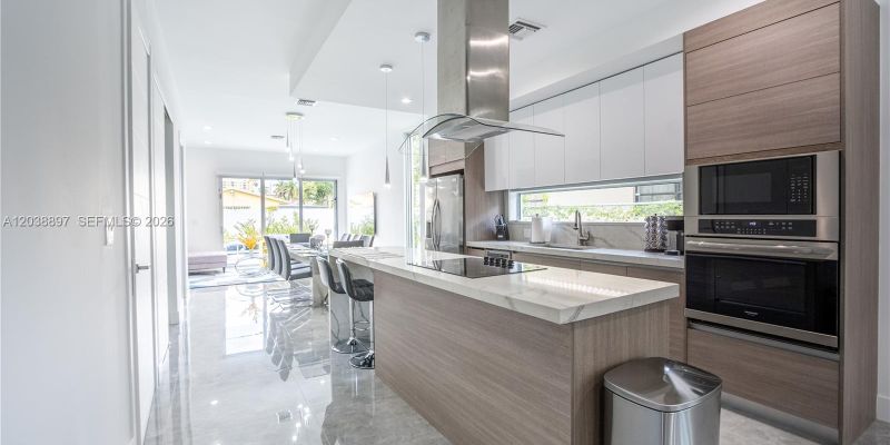 Miami House: 3461 SW 25th St Unit B