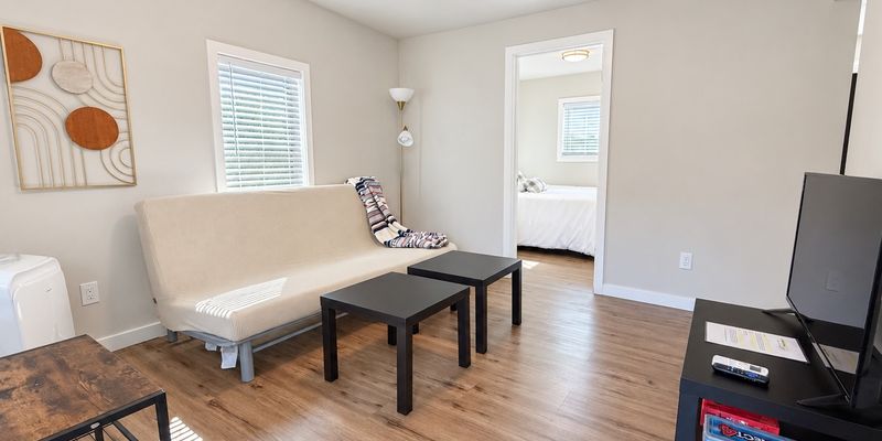 Seattle House: 3221 Beacon Ave S