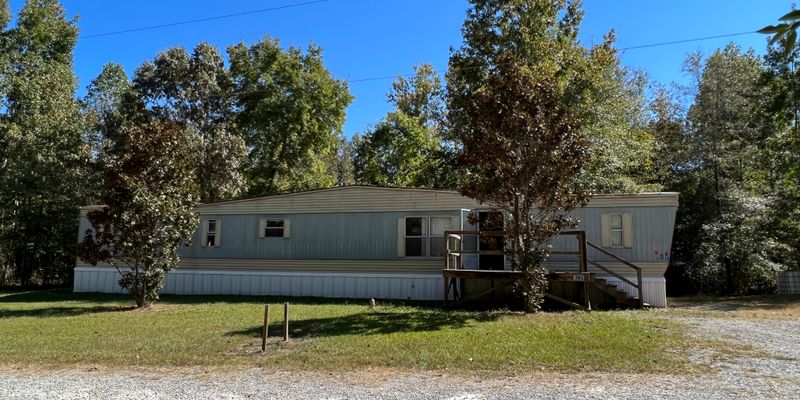 Clanton House: 395 Co Rd 731