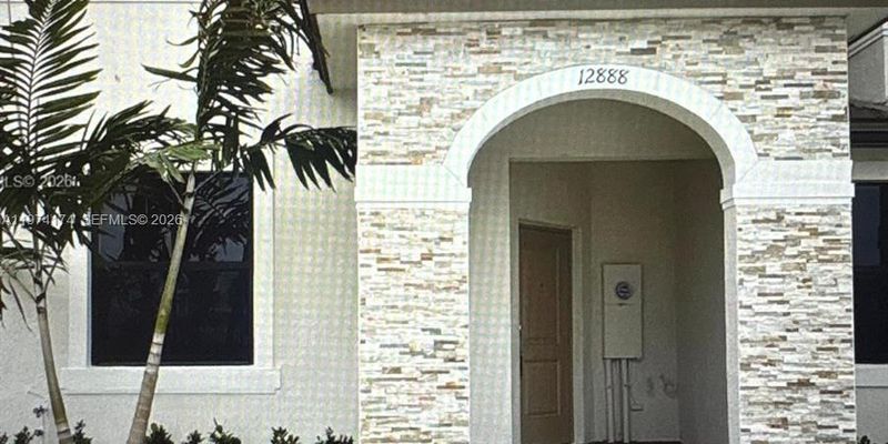 Homestead House: 12832 SW 232nd St