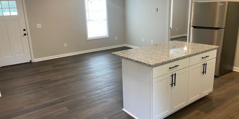 Hwy 20 Family Room.jpg