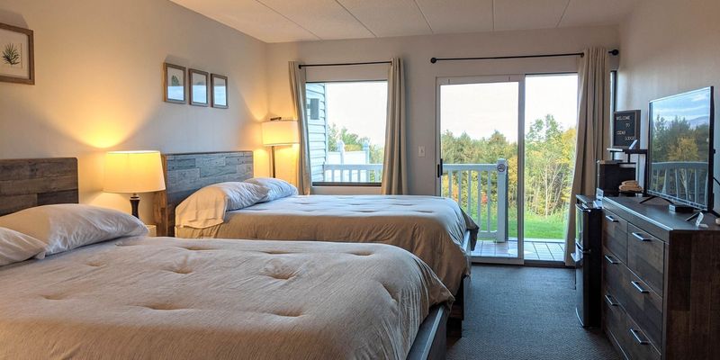 Laconia Apartment: 375 Endicott St N
