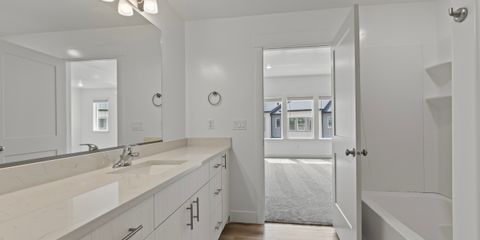 15_144 - 3368 s 1010 w, nibley -  isaac walbeck - dfm media.jpg